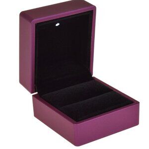 LED Lighted Engagement Ring Box - Plum Purple